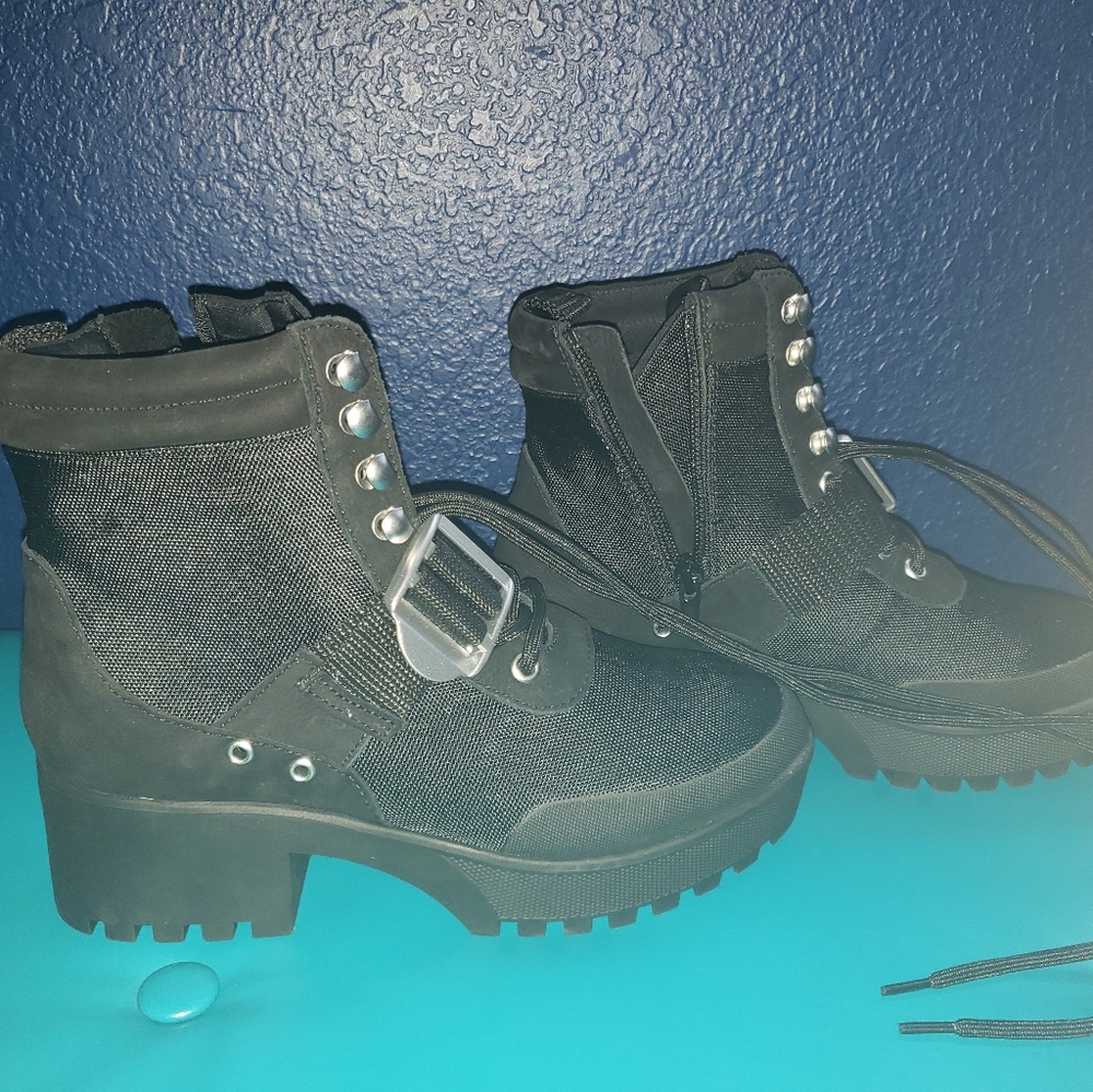 Steve Madden Boots